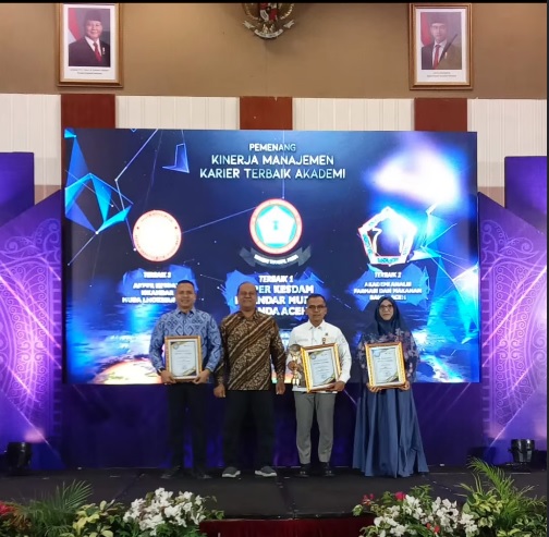AKIMAL Raih 4 Penghargaan sebagai Kampus Akademi Terbaik